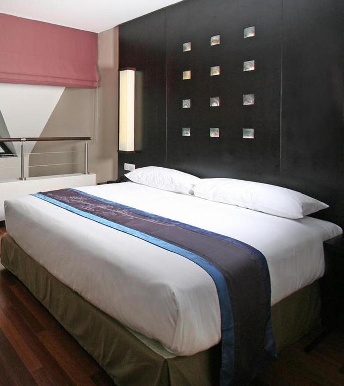 פאפיט Hotel Tahiti Nui מראה חיצוני תמונה